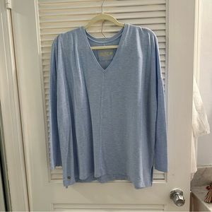 Lilly Pulitzer tshirt